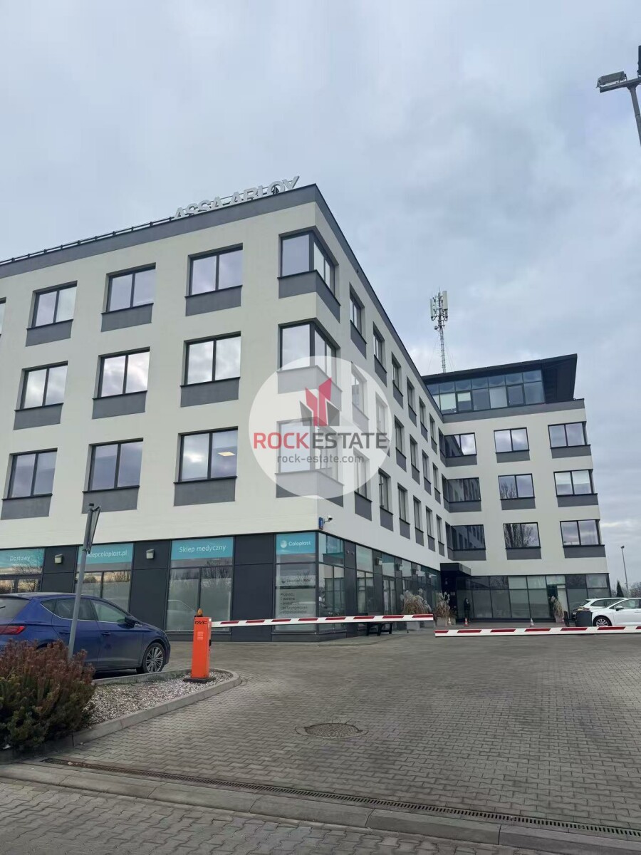 Warszawa, Magazyn na wynajem