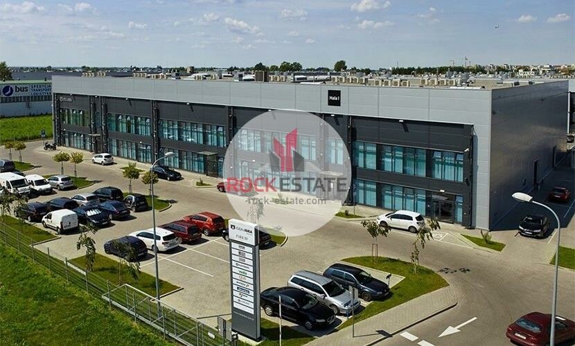 Warszawa, Magazyn na wynajem
